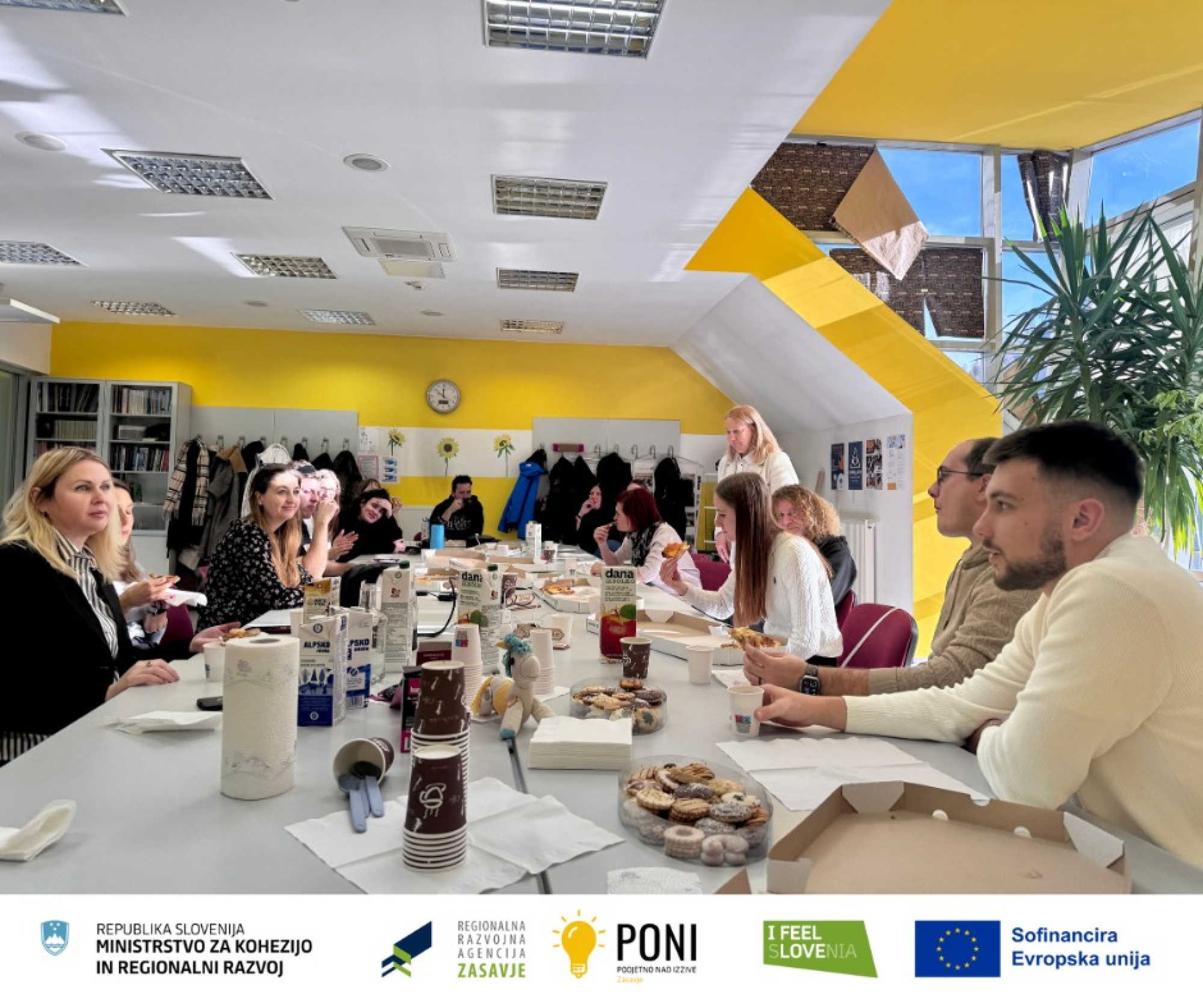 Povabilo k oddaji ponudbe za izbor zunanjega mentorja za izvajanje storitev mentoriranja v projektu PODJETNO NAD IZZIVE – PONI ZASAVJE 2023-2028  (6. skupina)