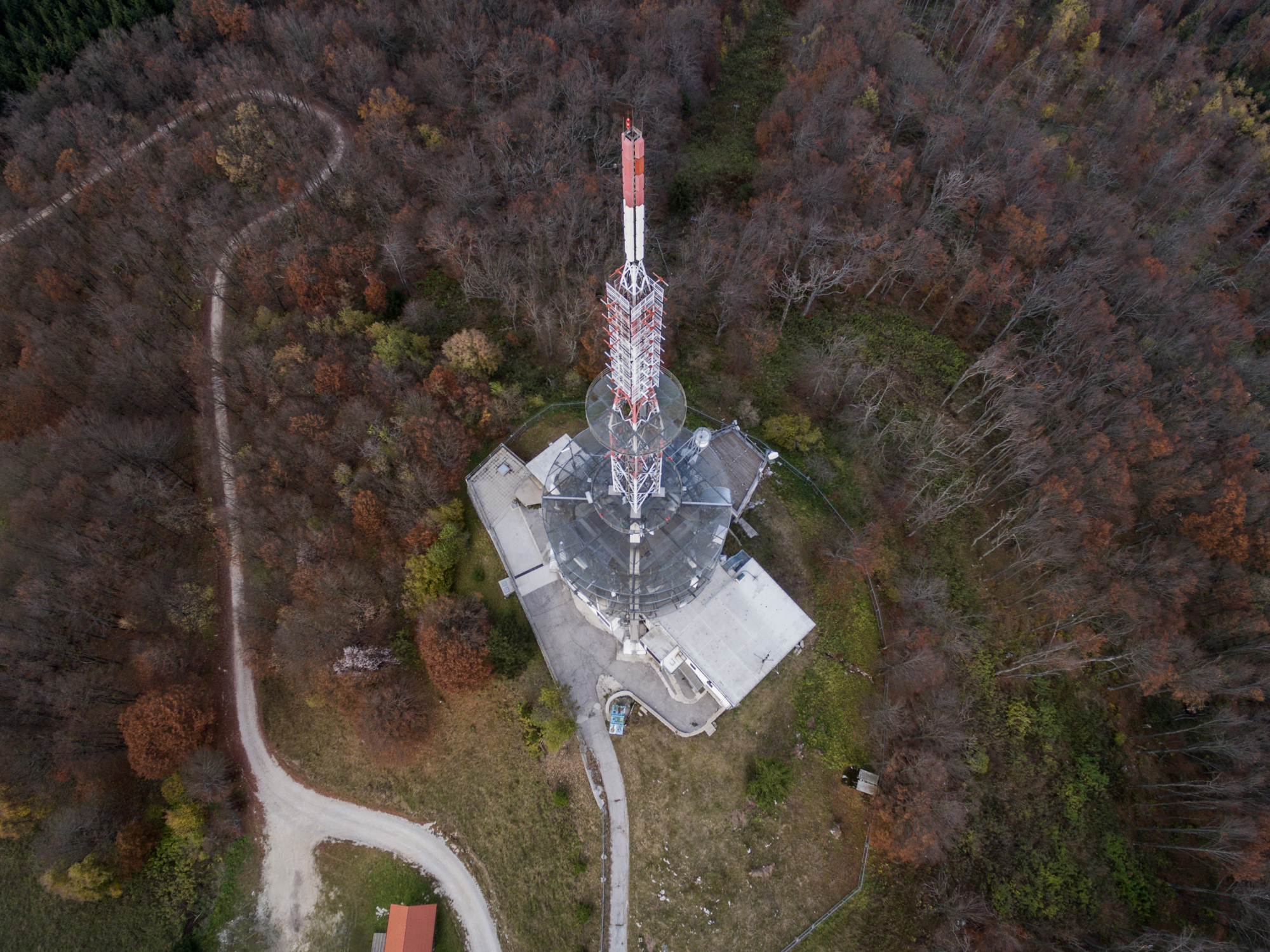 JAVNI RAZPIS ZA PROSTO DELOVNO MESTO DIREKTORJA JAVNEGA ZAVODA REGIONALNA RAZVOJNA AGENCIJA ZASAVJE