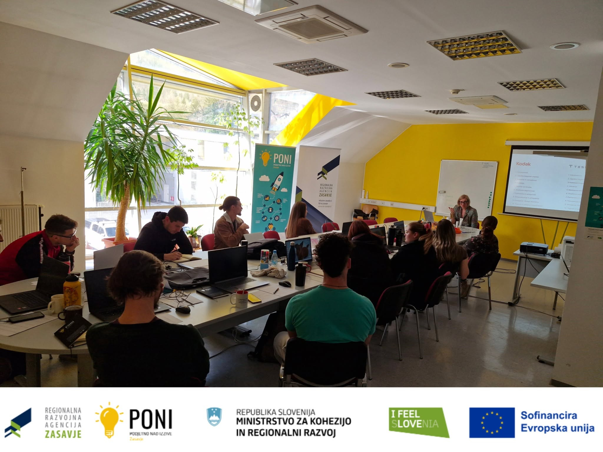 Povabilo k oddaji ponudbe za izbor zunanjega mentorja za izvajanje storitev mentoriranja v projektu PODJETNO NAD IZZIVE – PONI ZASAVJE 2023-2028  (7. in 8. skupina)